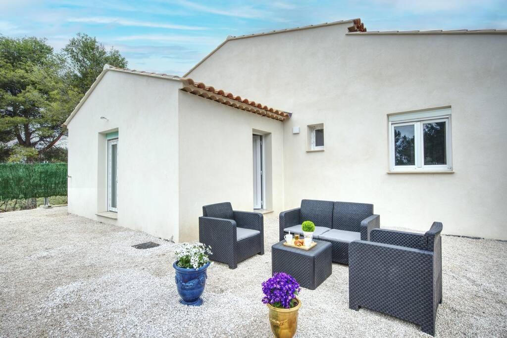 Ferienwohnung Appt P2 De 1 A 6 Pers A Rognac Exterior foto