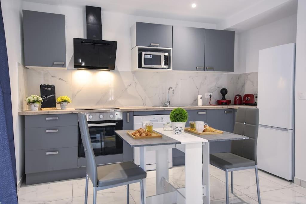 Ferienwohnung Appt P2 De 1 A 6 Pers A Rognac Exterior foto
